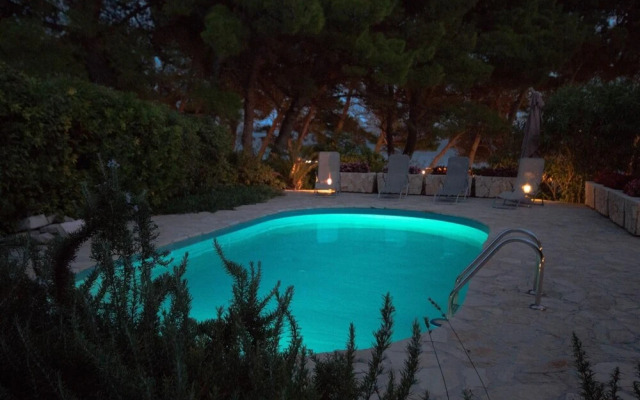 Villa Bol Retreat in Bol