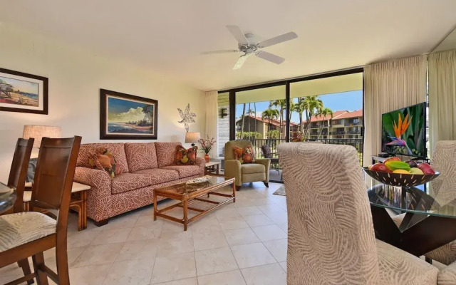 Papakea #e207 1 Bedroom Condo by RedAwning