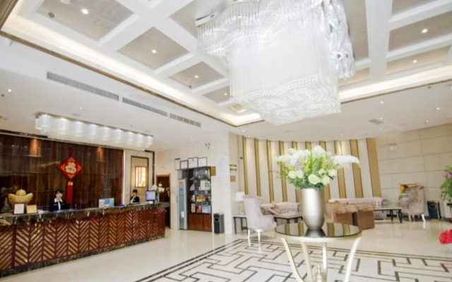 GreenTree Inn Huanggang Hong An Wal-Mart Plaza Business Hotel