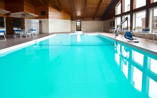 AmericInn by Wyndham Bay City