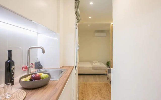 The Urban Loft 2 - Athens Unique Oasis