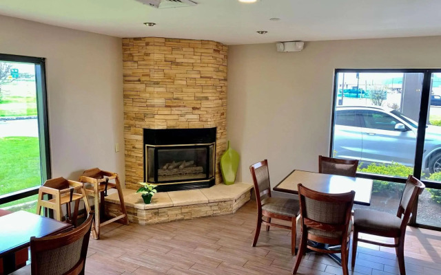 Country Inn & Suites by Radisson, Sandusky South, OH