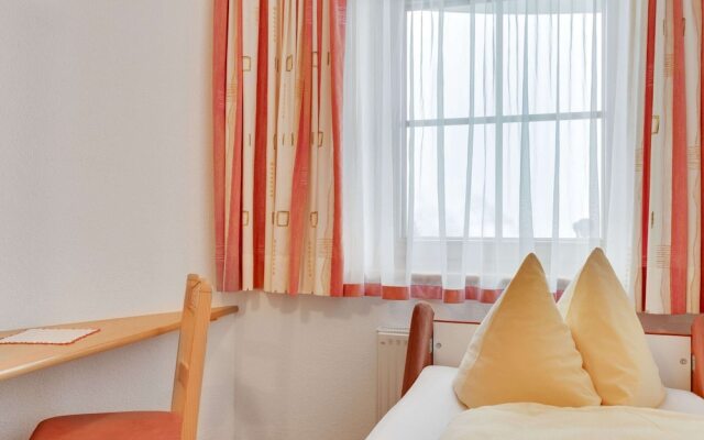 Quaint Apartment in Hainzenberg near Horbergbahn