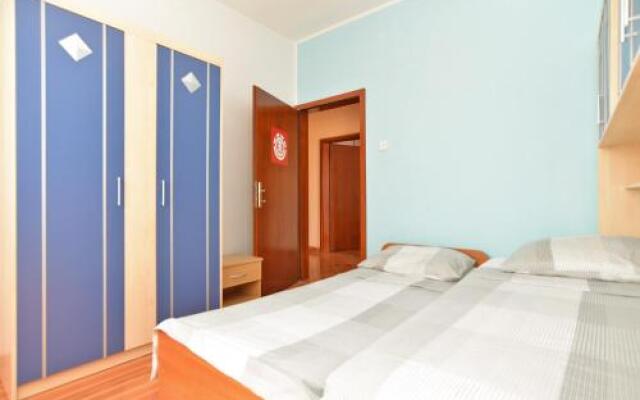 Apartments Gracijano 1724