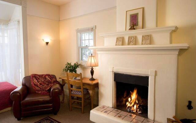 Madeleine Bed & Breakfast Inn