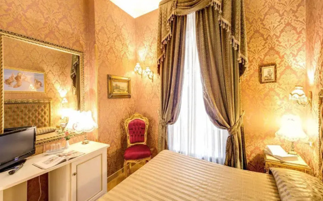 Domus Colosseo Hotel