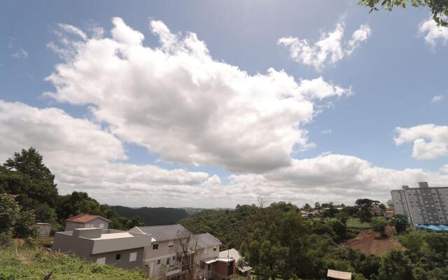 Apartamento Completo e Confortável em Bento 02