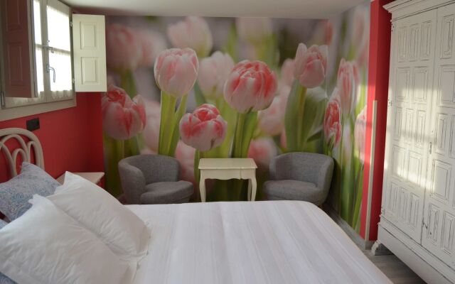 Suites con Jacuzzi Santillana