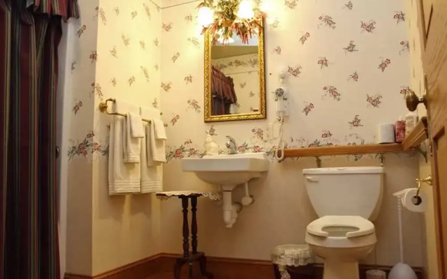 The Hurst House Bed and Breakfast