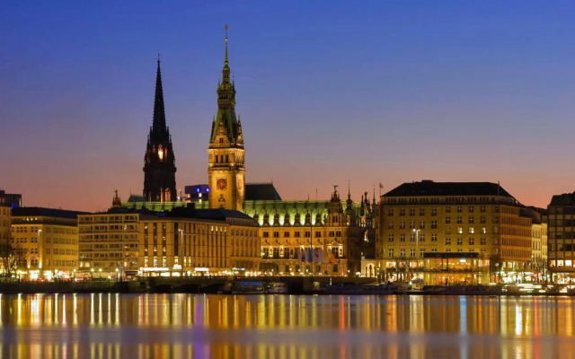NH Collection Hamburg City
