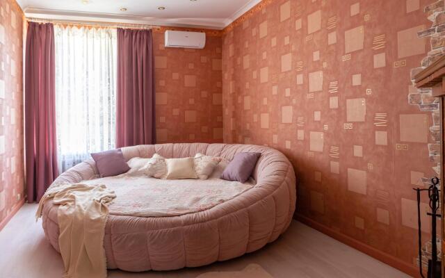 Zoya-Apart на улице Л. Некрасова 11