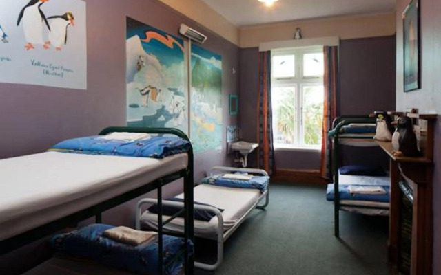 Noah's Ark Backpackers