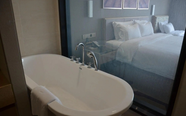 7Days Premium Chengdu New Century Global Centre New Exhibiton Branch – Bathroom – Chengdu