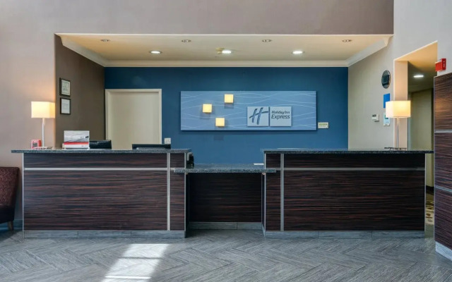 Holiday Inn Express & Suites Santa Clara by IHG