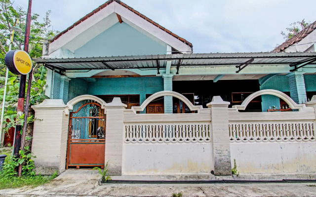 OYO Life 2546 Griya Widya Syariah