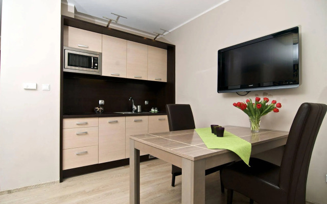 Silver Apartments