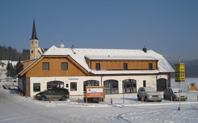 Garni & apartman hotel Albatros
