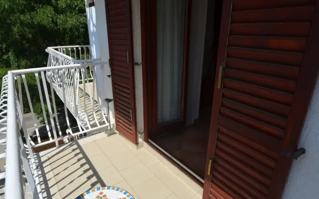 Spacious Rovinj Apartment With Balcony and Sea View