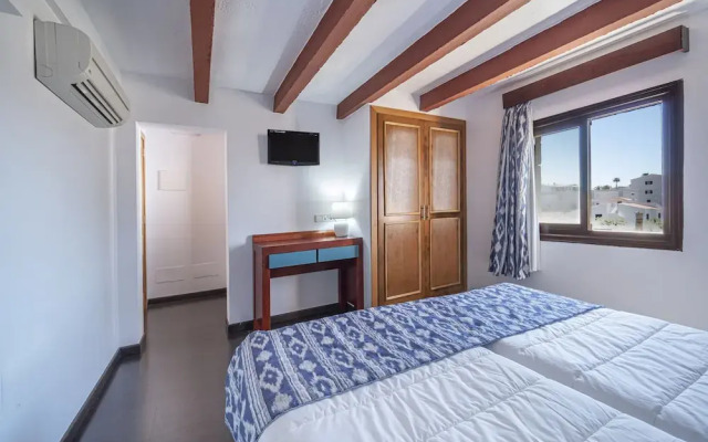Hostal Castell de Lô