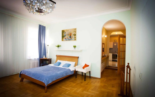 Питерские каникулы на улице Декабристов 2