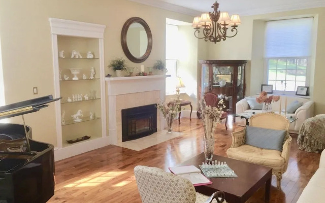 Clyde Hall Bed and Breakfast