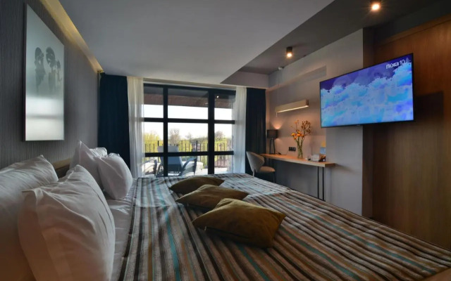 Boutique Hotel by BlackSeaRama