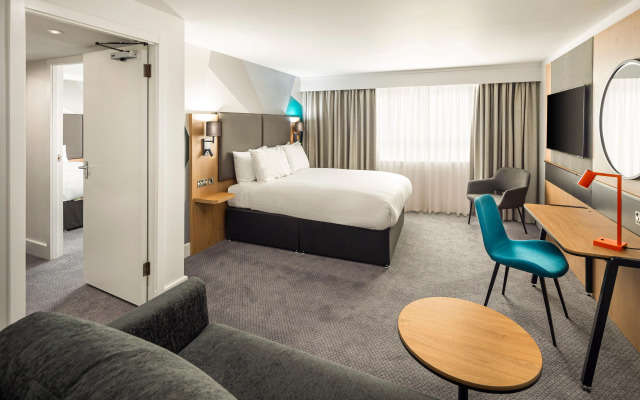 Holiday Inn Aylesbury by IHG