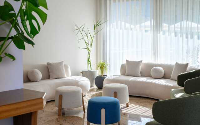 Elisso Hotel