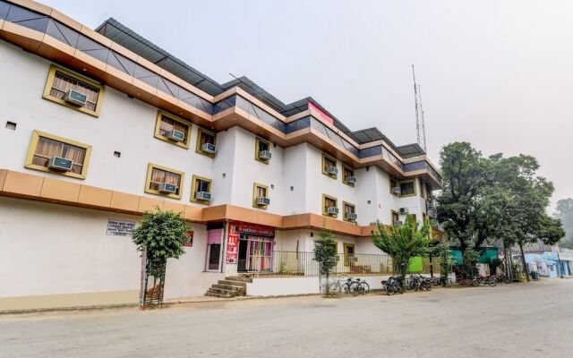 OYO 44294 Hotel Siddahanth International