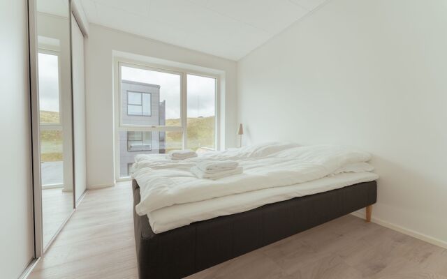 Nordic Swan Aparthotel | Seaview| Stunning 2Br Apt