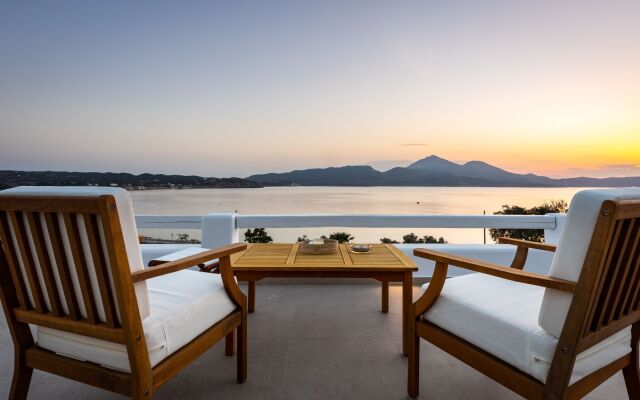 Anemi Suites