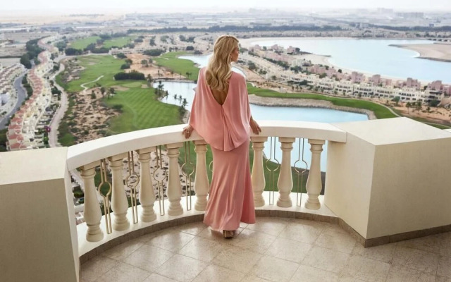 Al Hamra Village Holiday Apartments