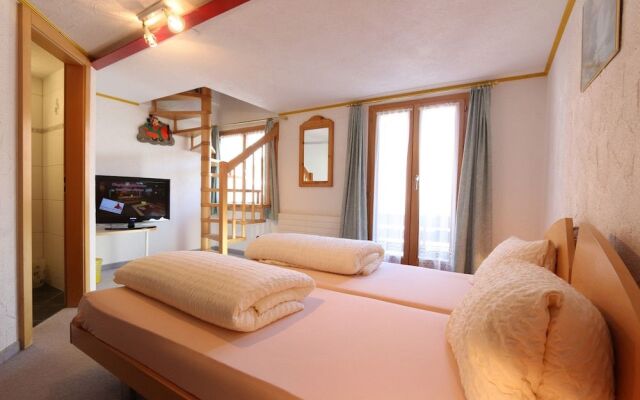 Hotel Alpina