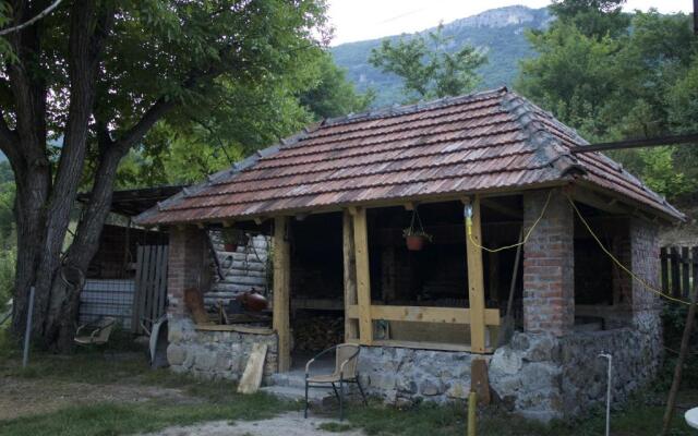 Bed and Breakfast Family Djukic