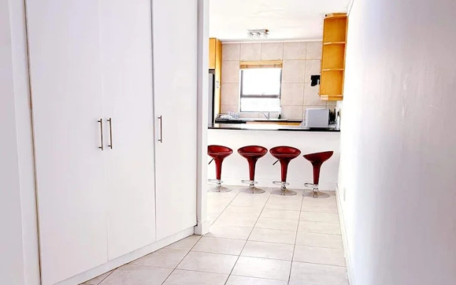Spacious 1 Bedroom Apartment, Atlantica, Seapoint