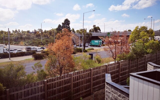 Delicate Bundoora townhouse 10