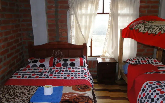 Hostal Chukirawa - Hostel
