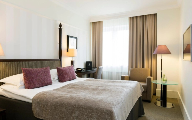 Elite Park Avenue Hotel