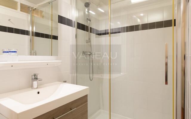 3P en rez de jardin d'un maison bourgeoise