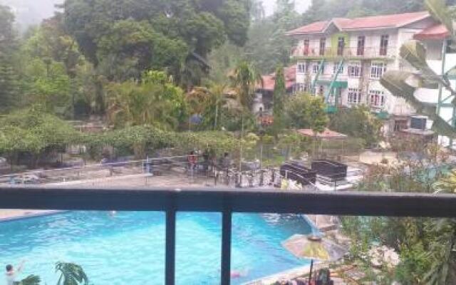 Smile Land Hotel And Resort