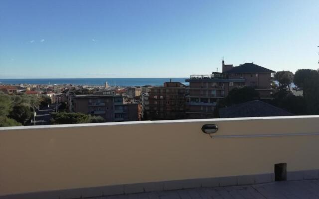 Terrazza Sul Mare In Via Devoto