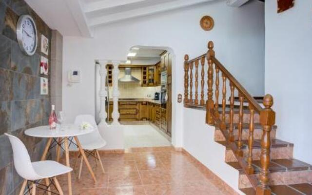Daniel's Luxury House - Ocean View and Heated Pool