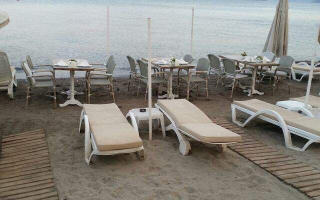 La Vita Beach Hotel