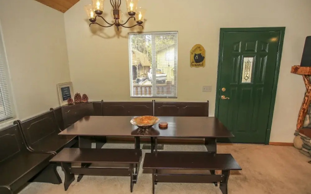 Bear Lodge