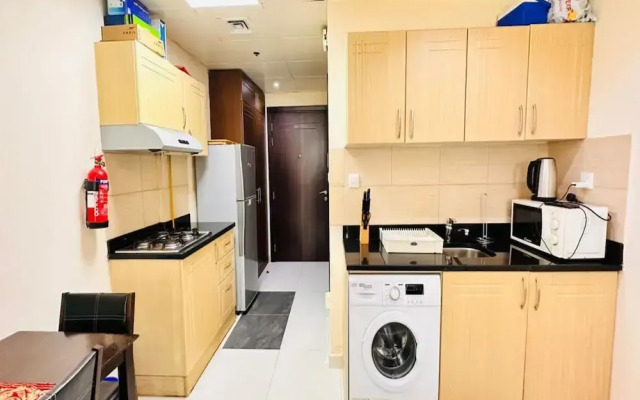 OYO 1233 Home Elite 1 Residence Sports