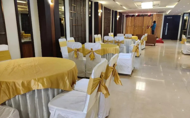 Paras Inn