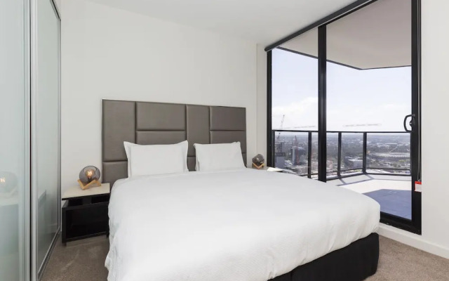 Panoramic Views, AMAZING Location Brand New!!