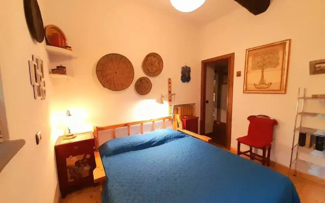 Tuscan Hills Near Florence - Stone Farm House