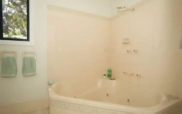 Riesling Country Cottages