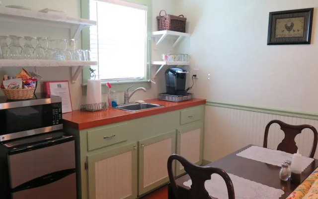 Yellow House Bed and Breakfast